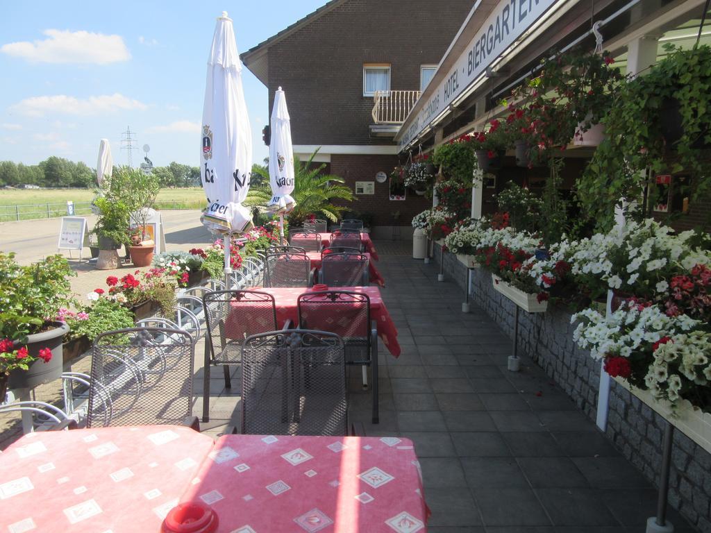 Hotel Restaurant Jonkhans Rees Exterior foto